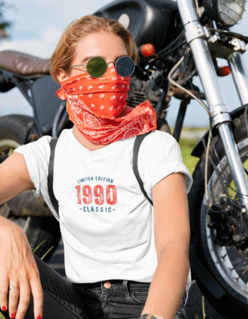 The "1990 Classic" T-Shirt - Women