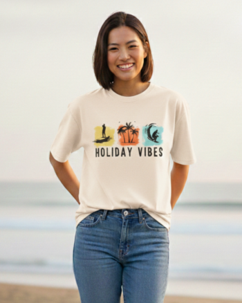 "Holiday Vibes" Tee - Woman